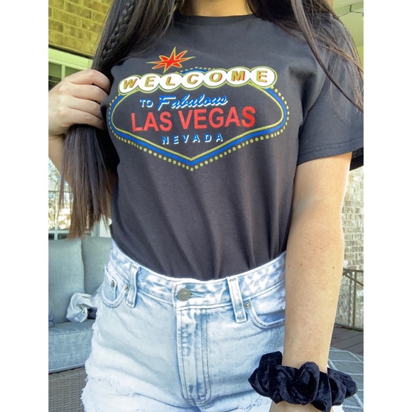 Medium Las Vegas Tshirt - Picture 3 of 3